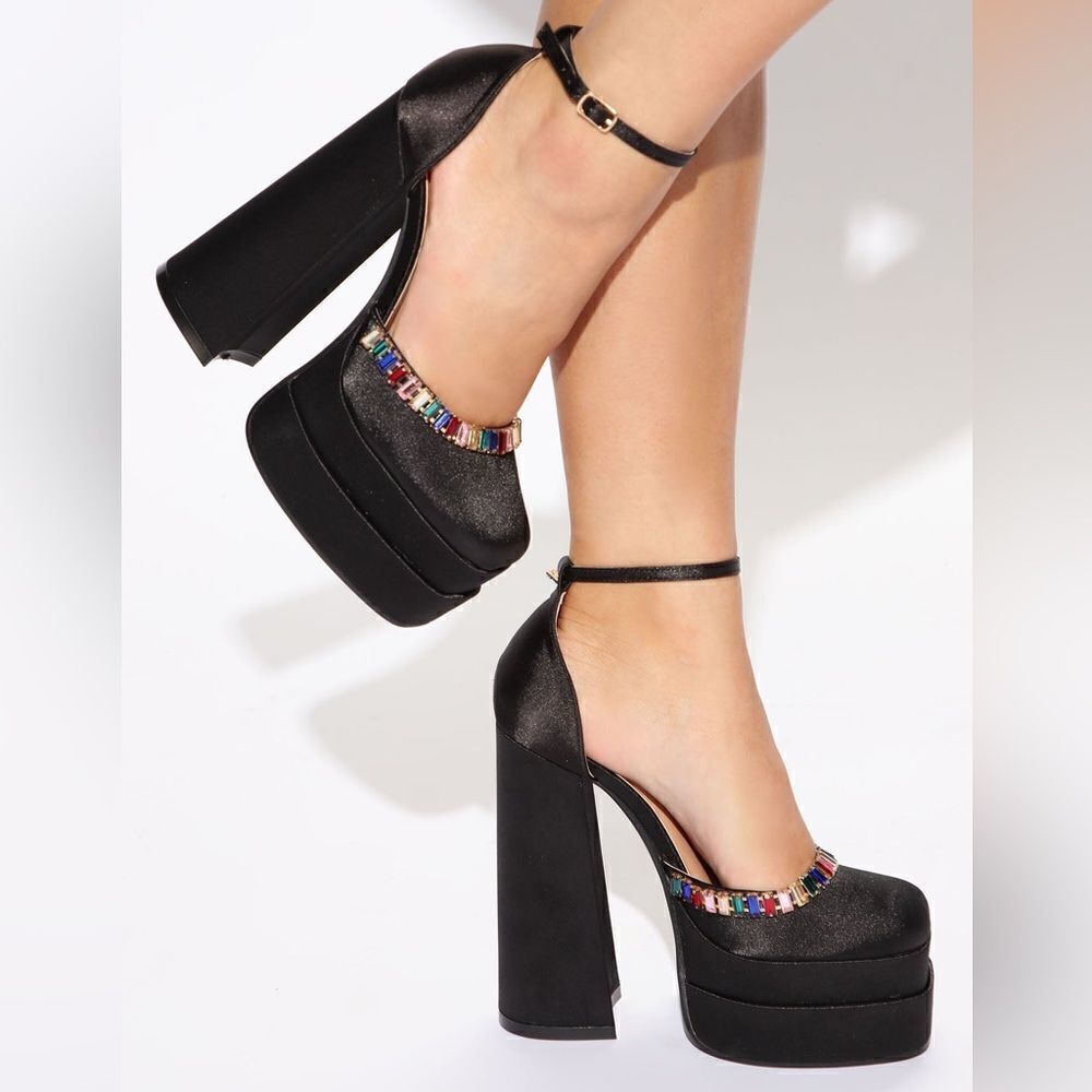 🌸 Fashion Nova No Time For It Platform High Heels. Size 9. B85